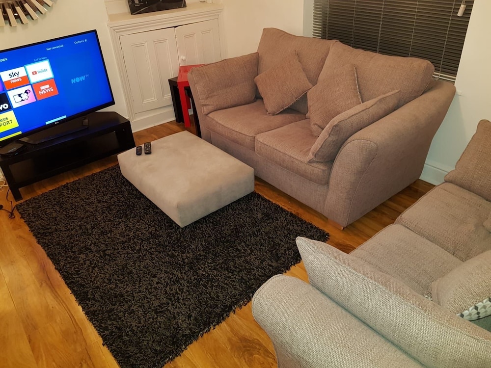 Hinde Holiday Home