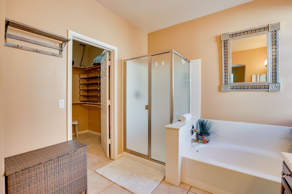 5 Mi to State Farm Stadium: Home w/ Private Pool!