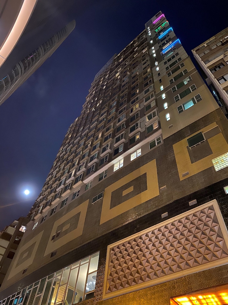 Ramada Grand Tsim Sha Tsui (Former Ramada Hong Kong Grand Tsim Sha Tsui)