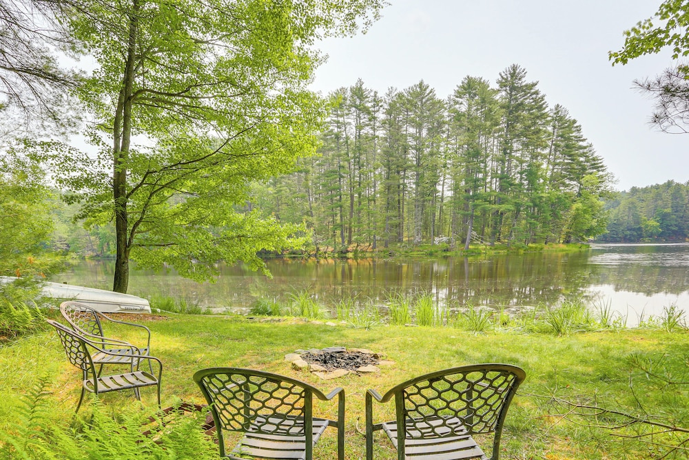 Waterfront Studio w/ Loft & Dock Near Narrowsburg!