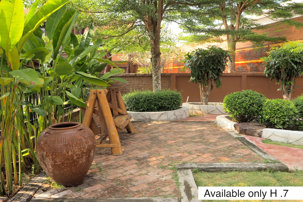 Baan Thai Lanna Pattaya