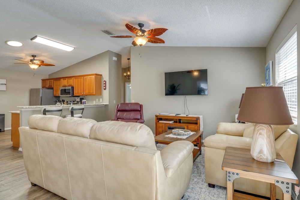 4 Mi to Lake Sumter Landing: Home in The Villages