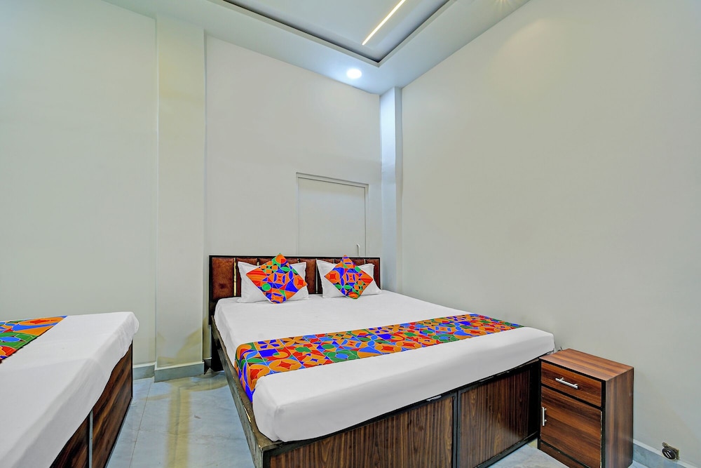 Fabhotel Bharti Palace