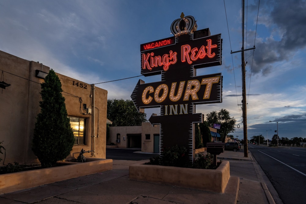 Santa Fe Vacations - King's Rest Court Inn - Property Image 13