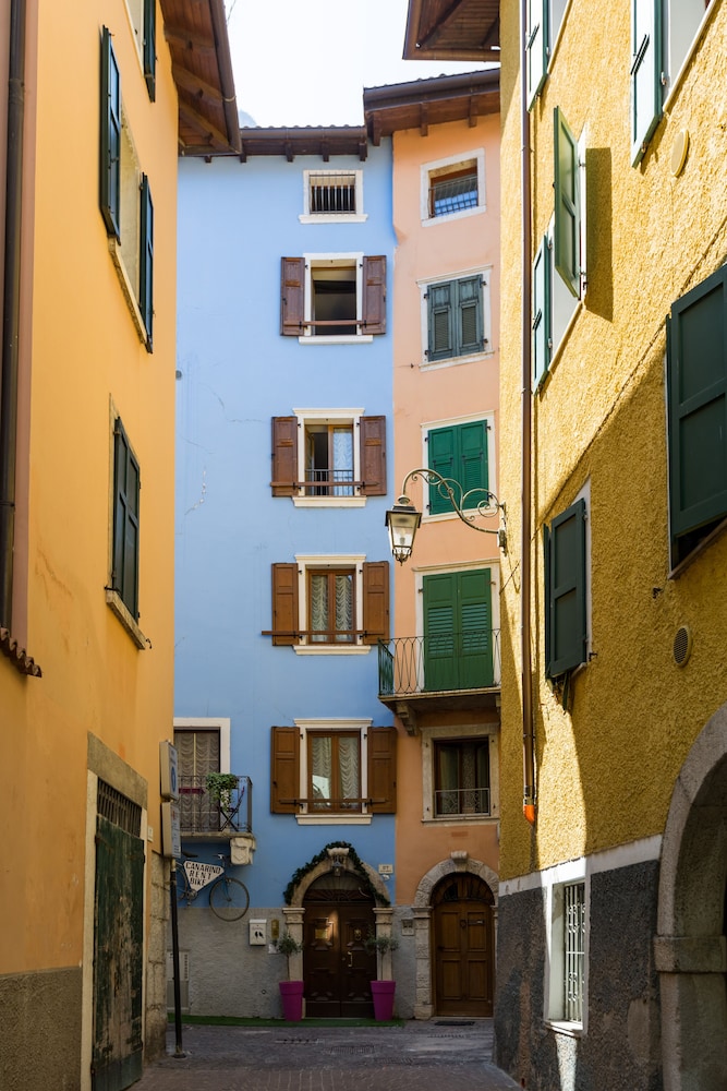 Apartments Canarino