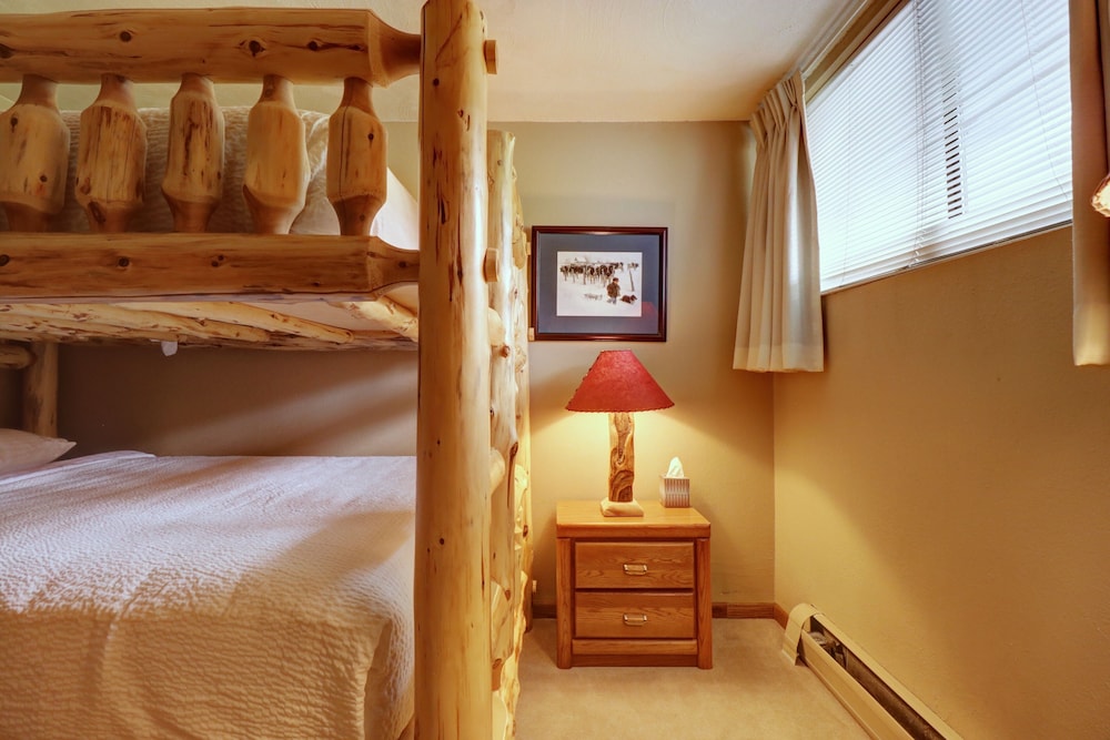 SkyRun Copper Mountain Resort Vacation Lodging