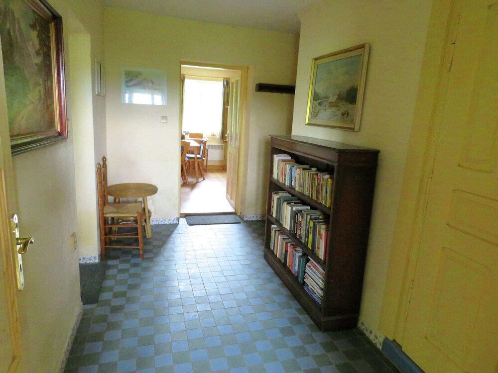 Holiday House Near Forest in Obora view 2