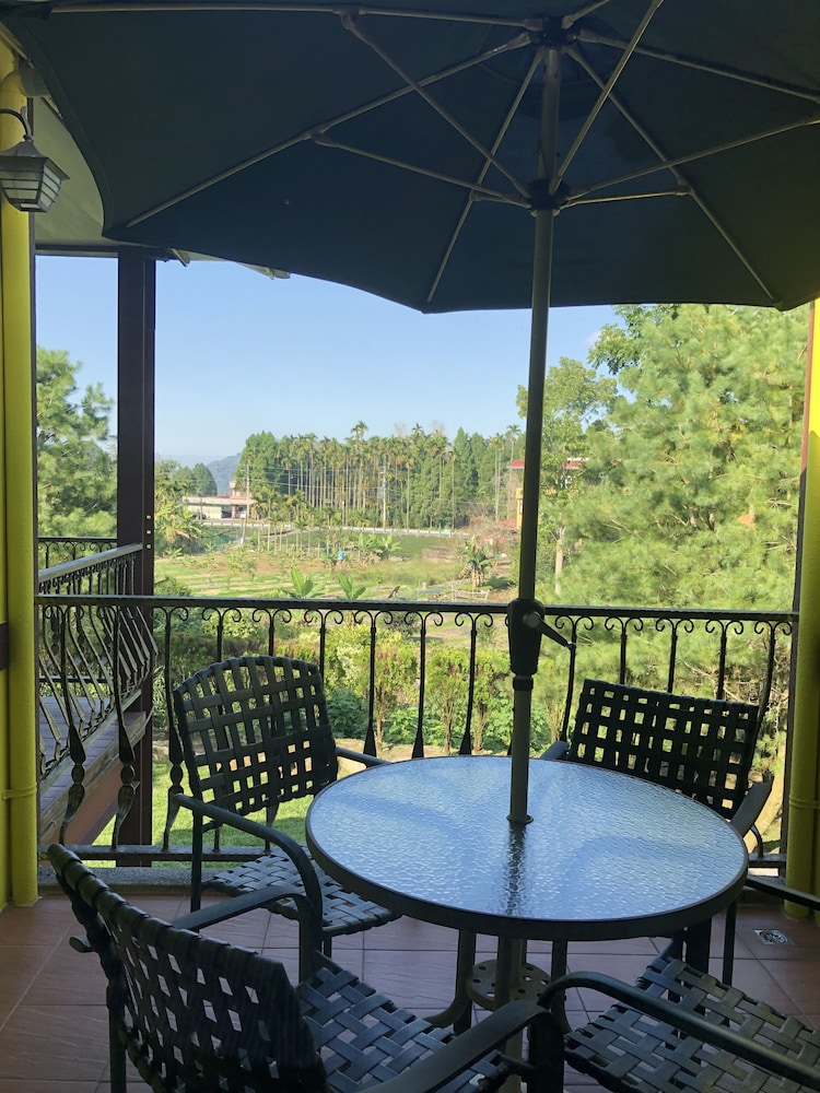 Peach Villa