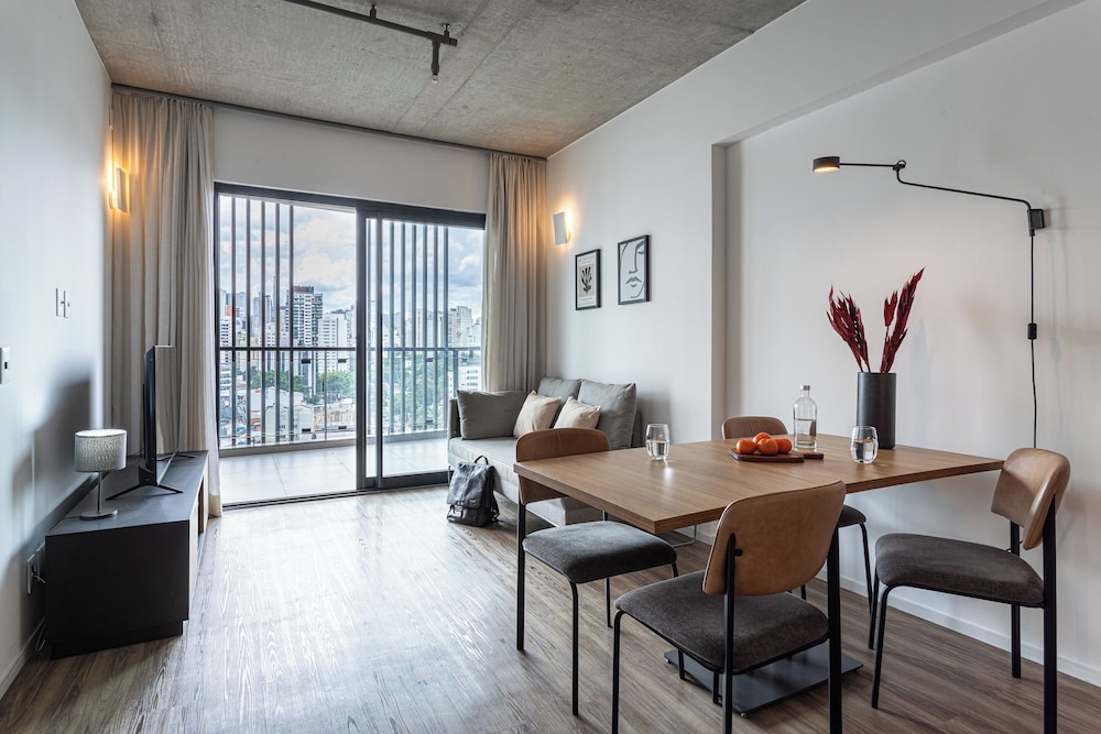 Ayra Pinheiros - Apartamentos com vista incrível para São Paulo ao lado da Rebouças e Faria Lima