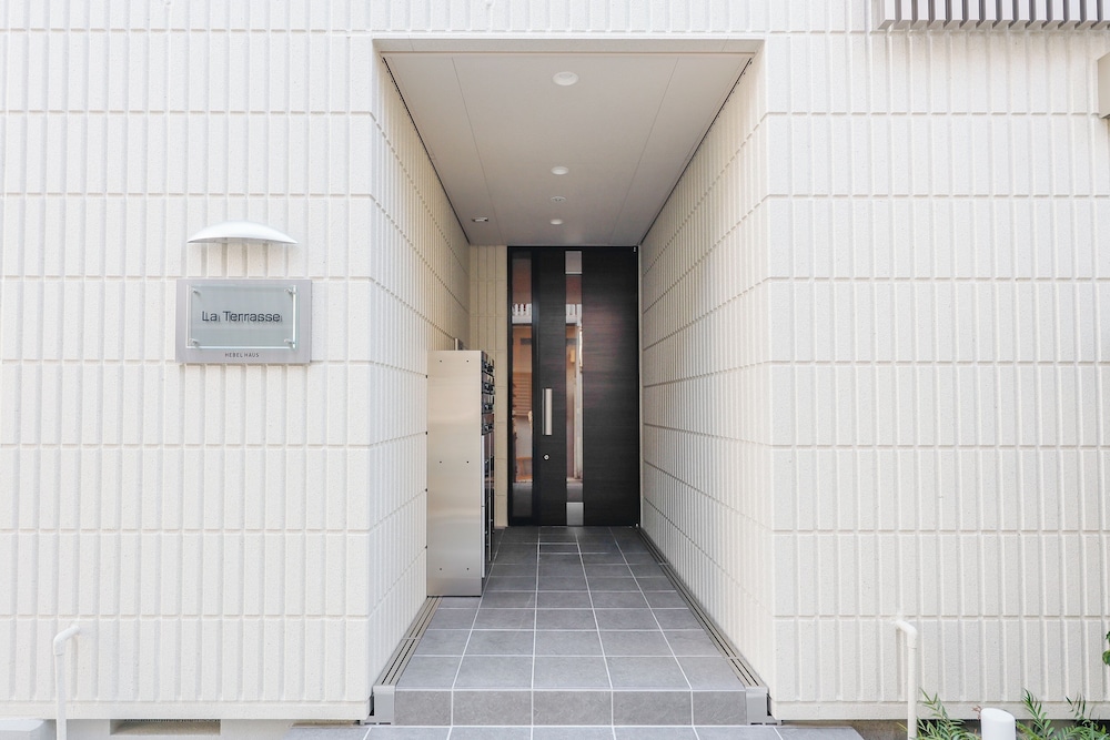 La Terrasse Higashikomagata by Tranova
