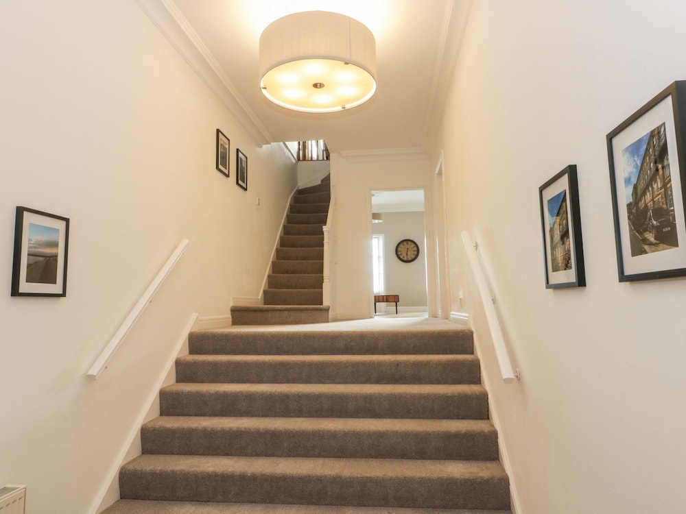 7a Belvoir Terrace