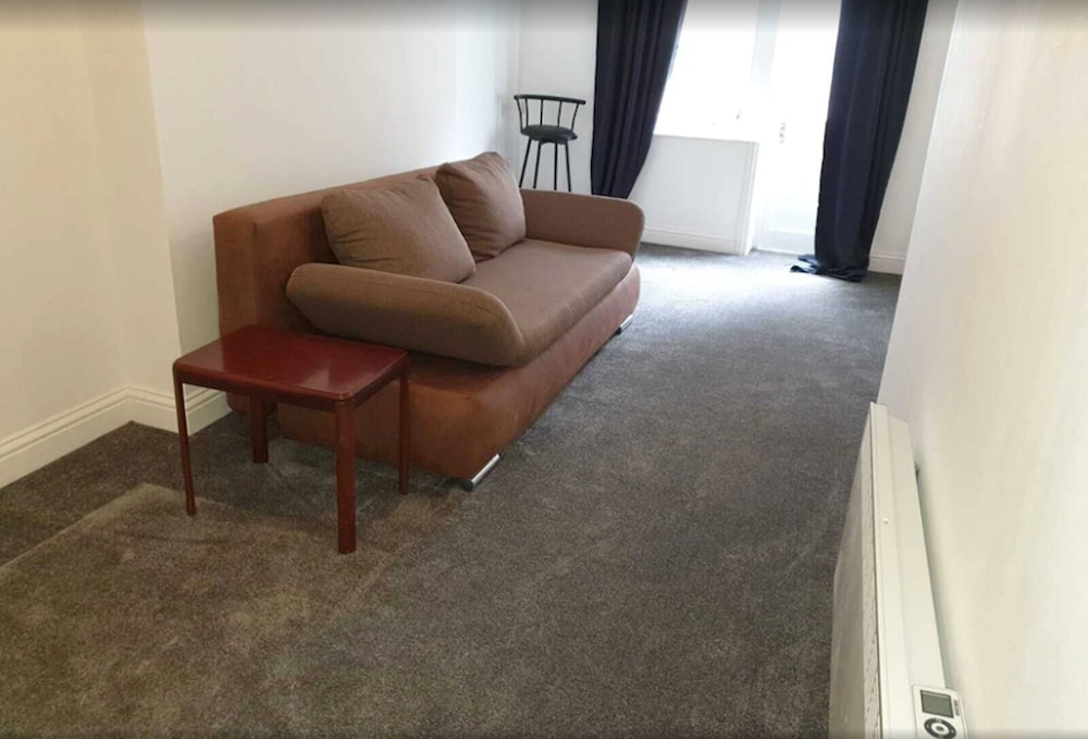 Dover Vacations - Studio in Pedestrianized High Street - Property Image 3