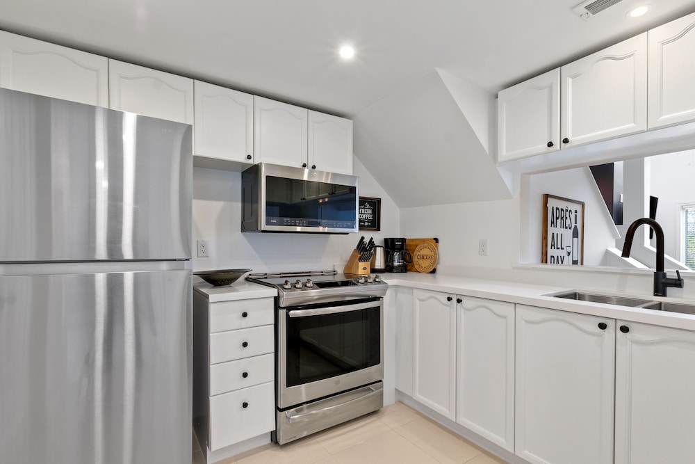 Wintergreen Condos