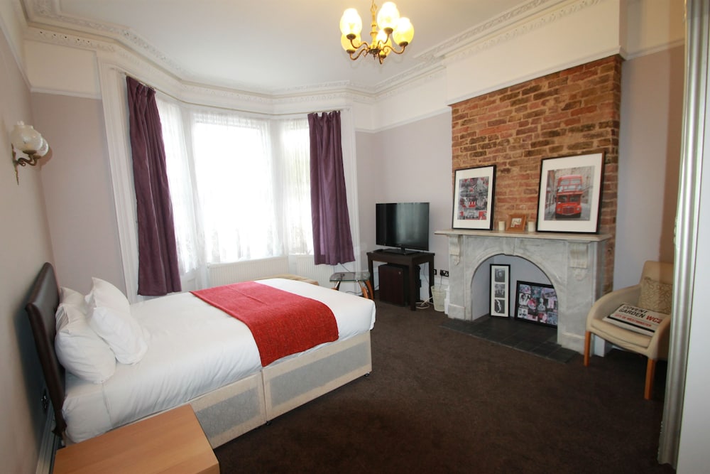 Manor House London