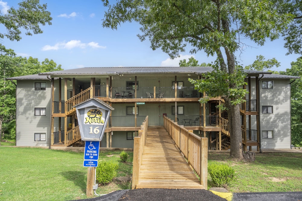 Vacay N Stay - Quiet Community Near Branson!