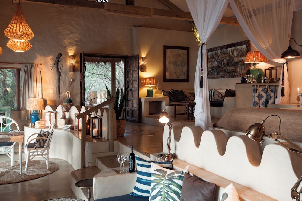Tongabezi Lodge