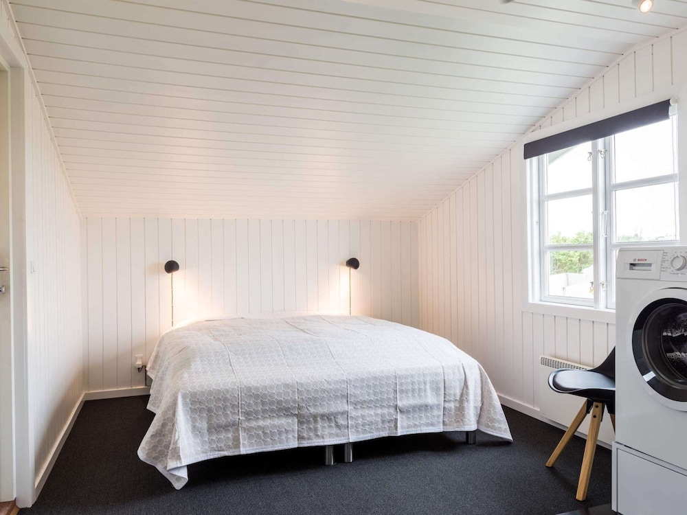 5 Person Holiday Home in Oksbol view 4