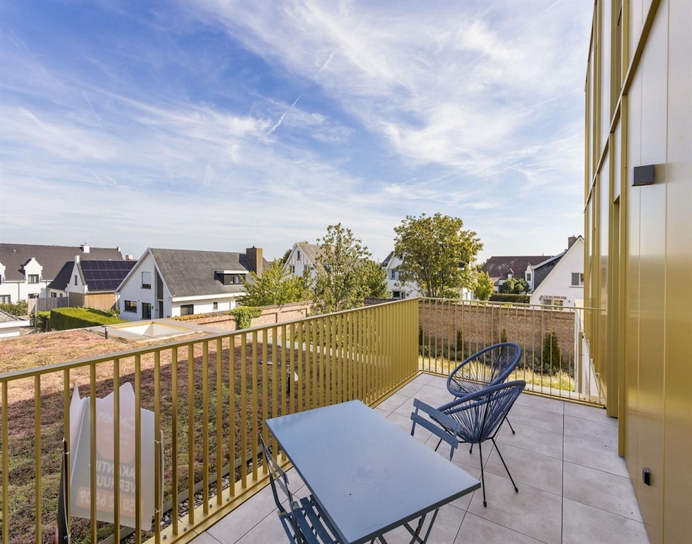 Flat in Belgium Near Sea Dyke & Town Center