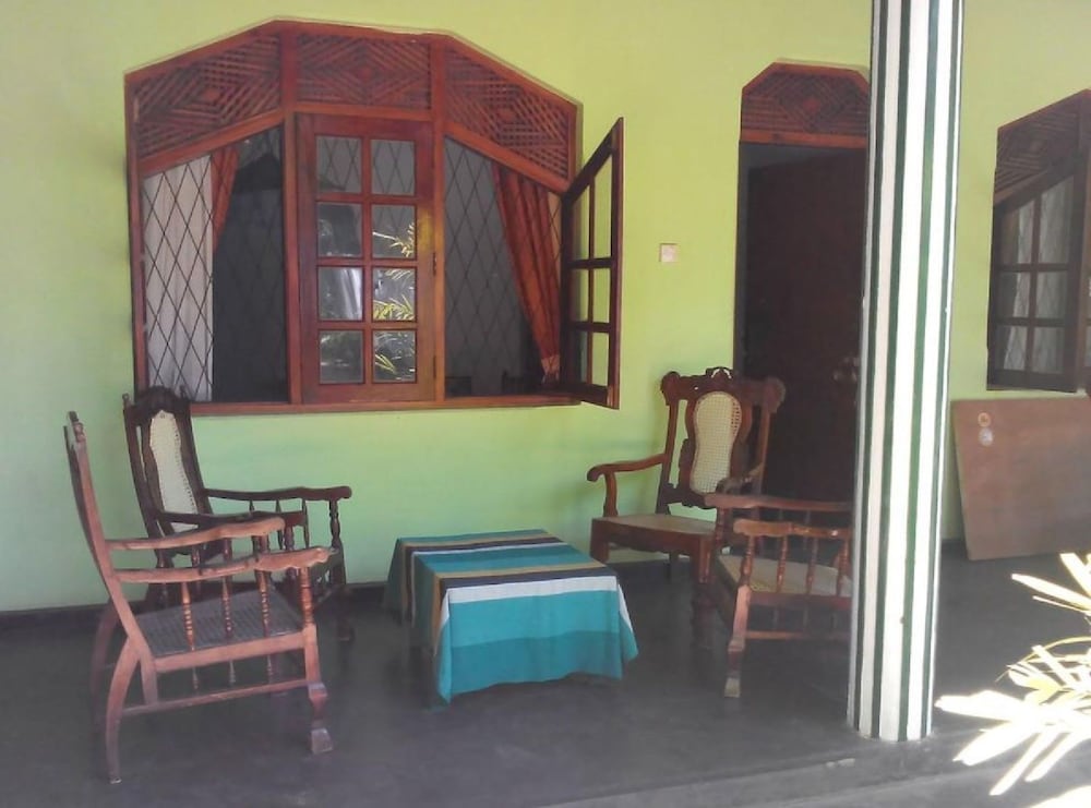 Regina Holiday Home