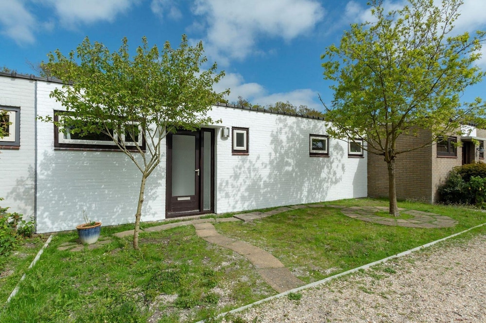 Furnished Bungalow Near Beach