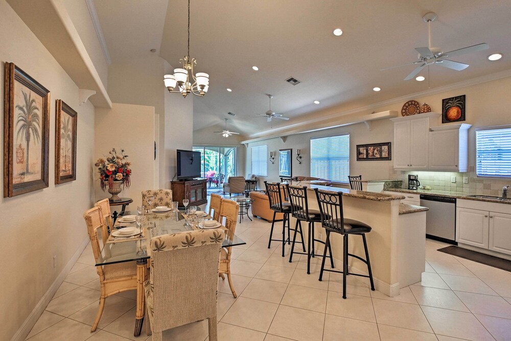Naples Home w/ Private Heated Saltwater Pool/lanai