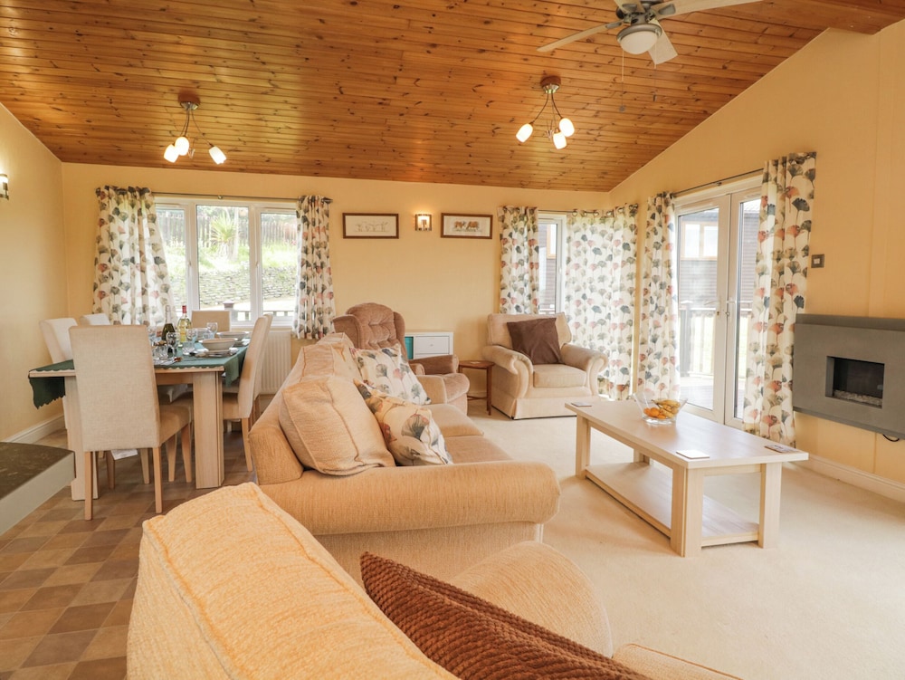 Lodge 16