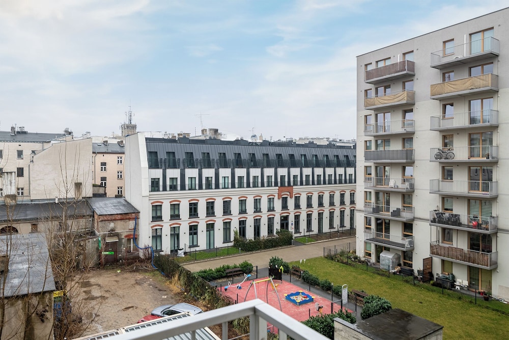 RentPlanet - Diasfera Łódzka