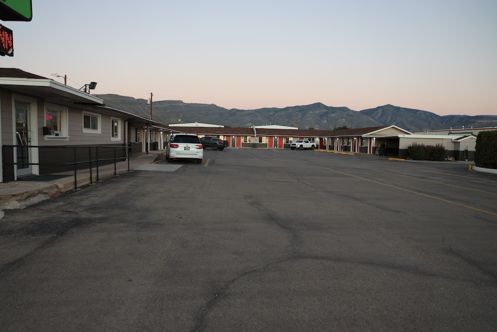Budget Inn