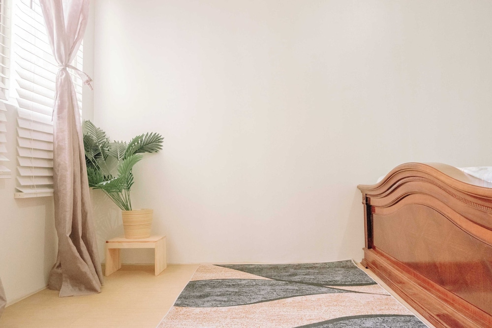 Spacious 1 Bedroom With a View