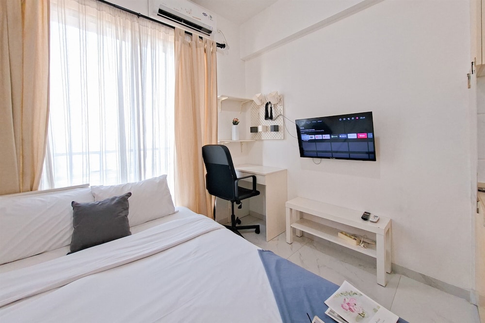 Studio Apartment Next To Mall At Sky House Bsd