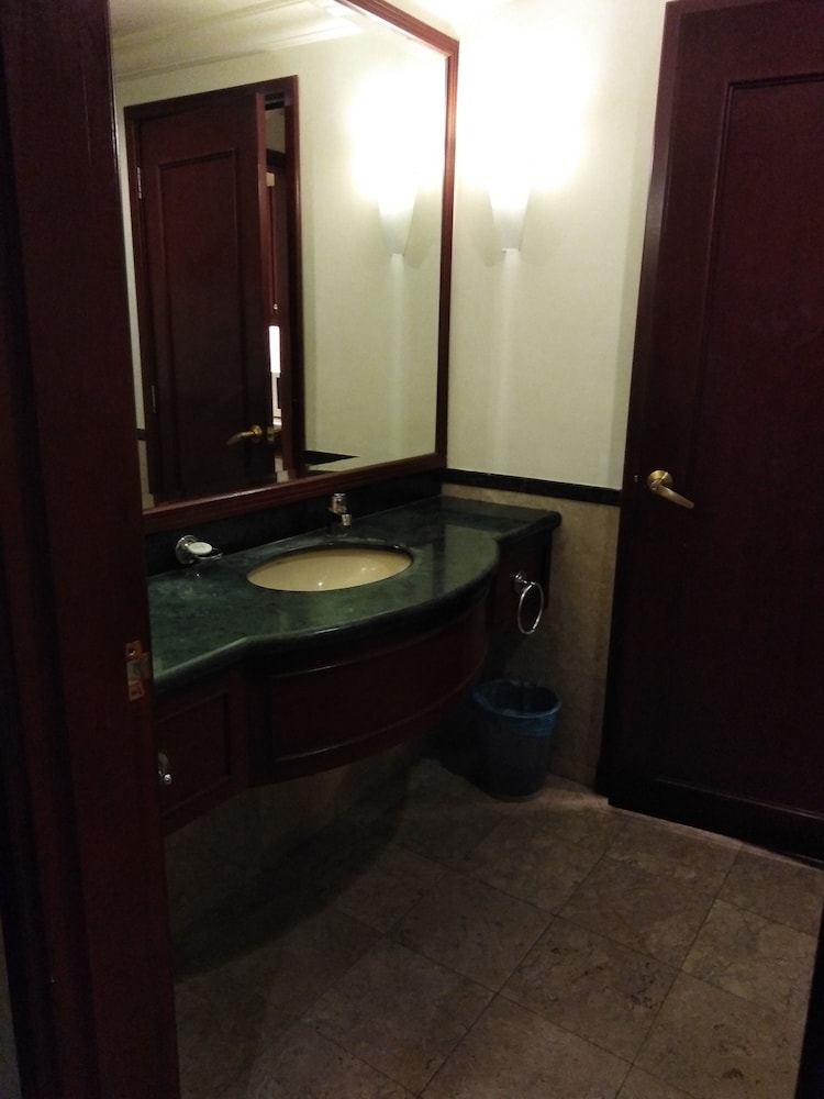 Good Service Suite at Times Square