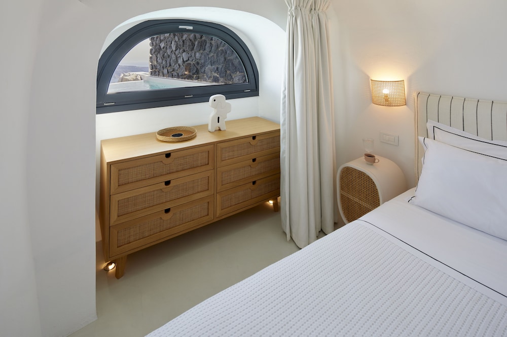 Olea Cave House