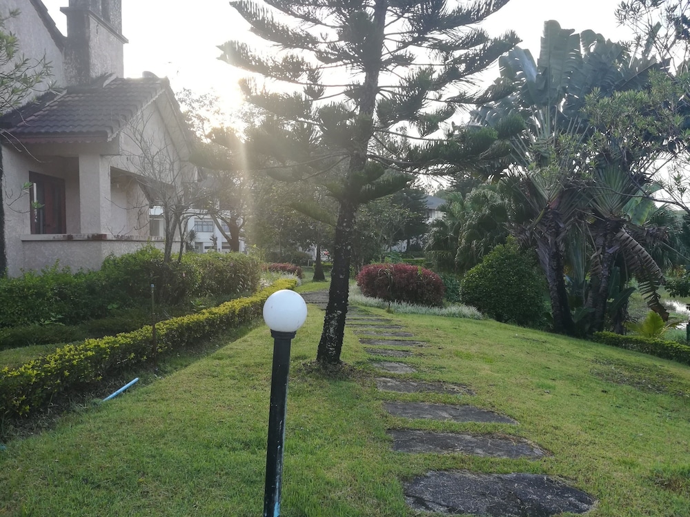 Green Hills Home
