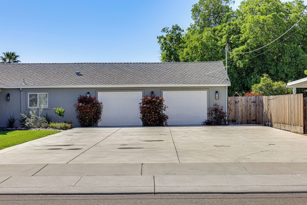 Quaint Hughson Vacation Rental, Walk to Downtown! - Property Image 9