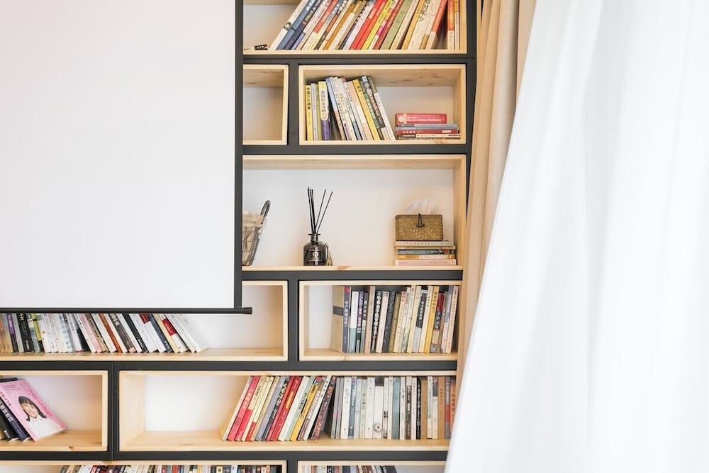 Book and Bed-People's Square