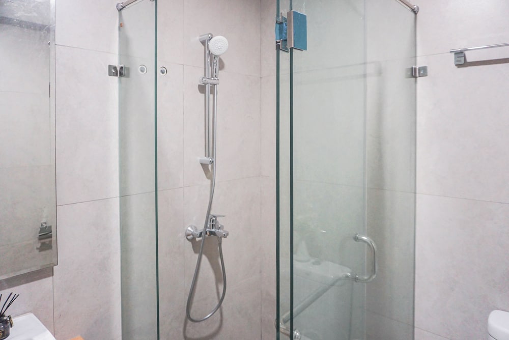 Minimalist And Tranquil Studio Apartment Pollux Chadstone