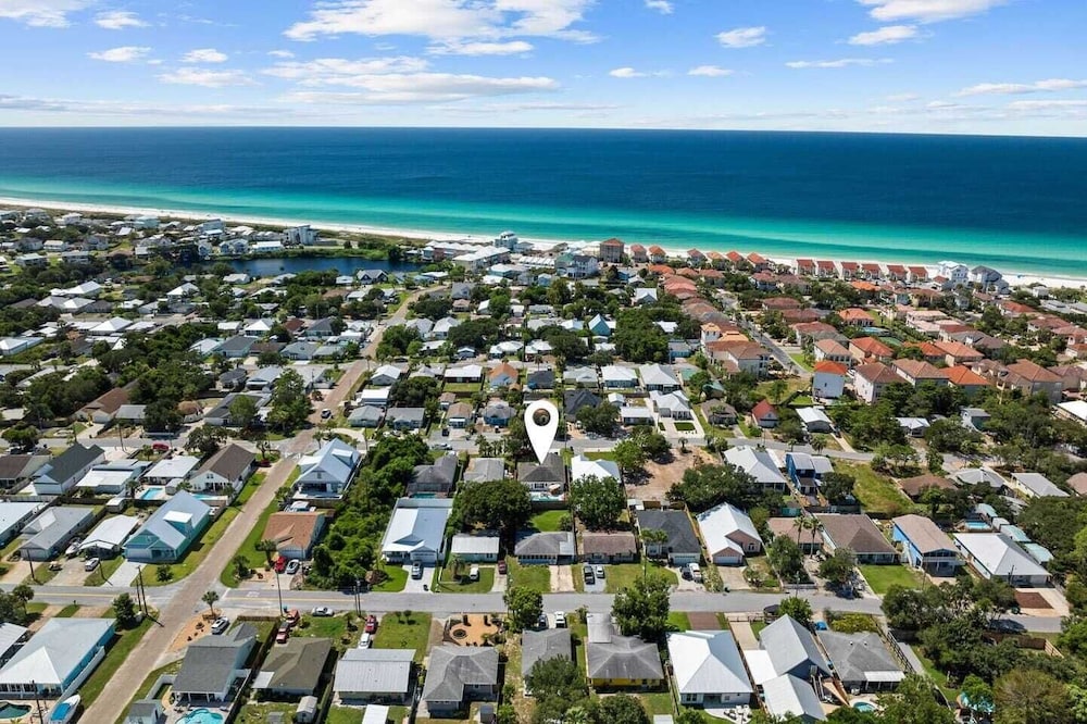Walk to Beach, Private Pool + Fire Pit, Bonfires! G By The Sea by Avantstay
