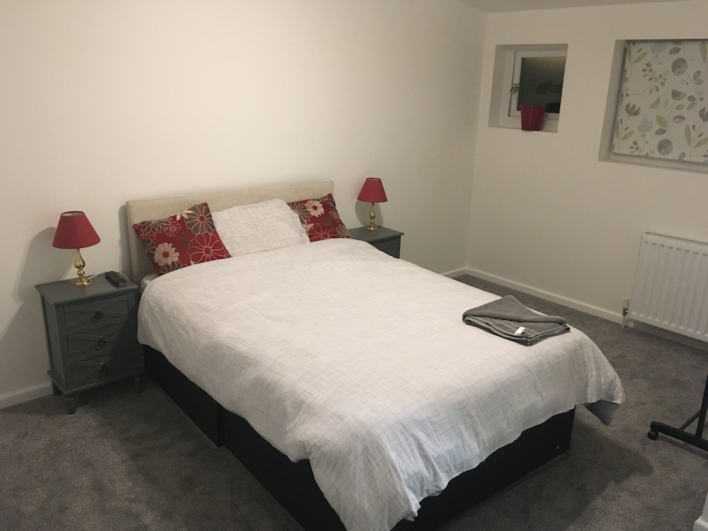 Grace Apartments - Living Stone 1 view 5