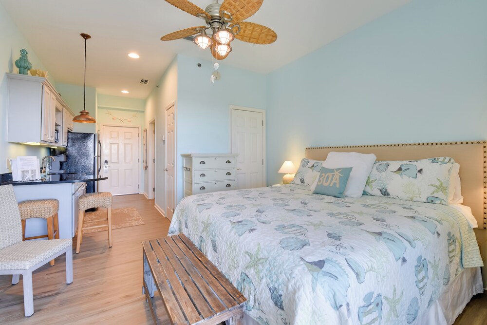 Walkable Condo w/ View Btwn Rosemary & Alys Beach!