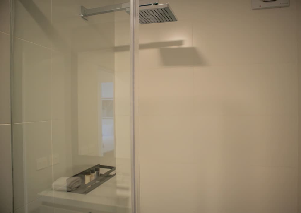 w Fantastic 2BR w Modern Deco in San Isidro