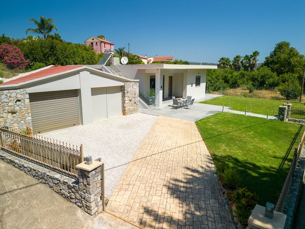 Villa Emily in Countryside