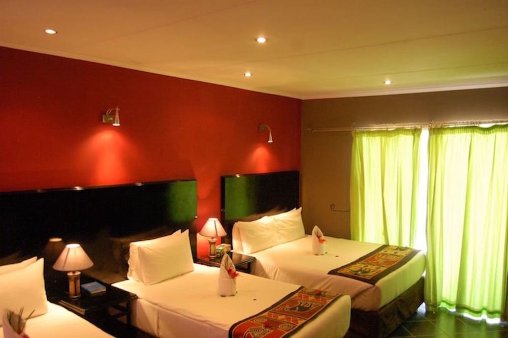 Kamanga Safari Hotel