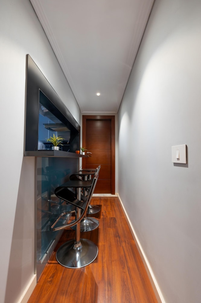 Vesta - Luxury APT - 1BR - Mountain View Residence