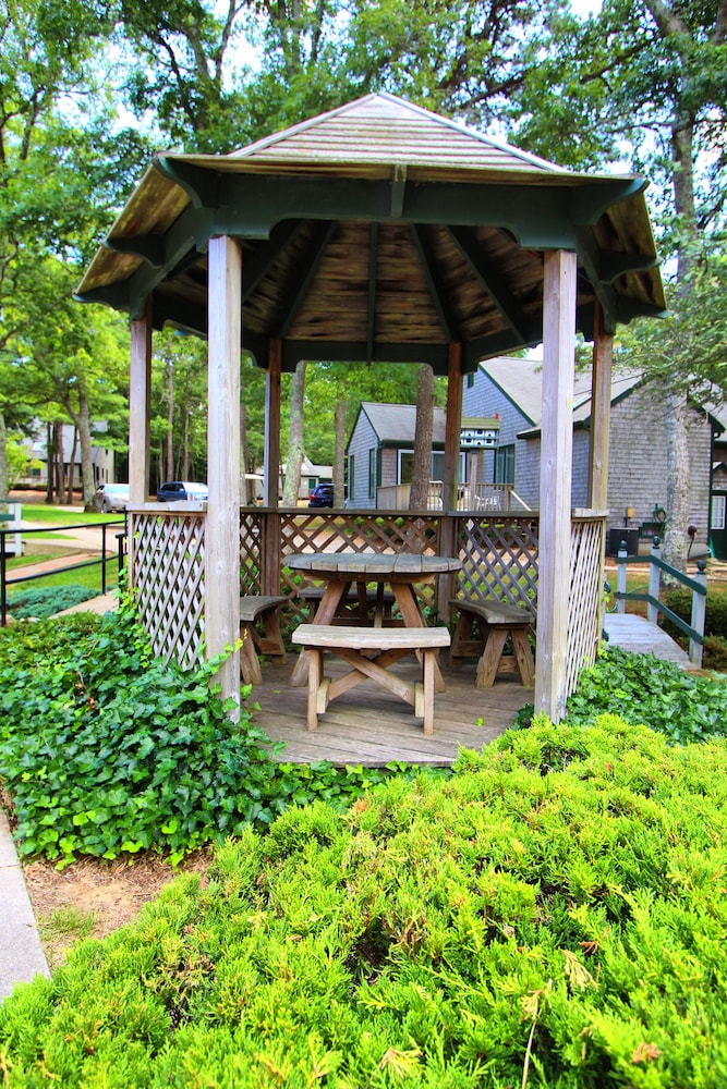 Cape Cod Holiday Estates, a VRI resort