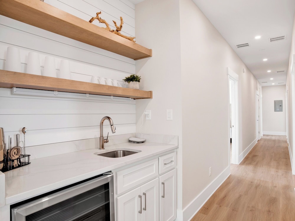 Navarre Dreams by Southern Vacation Rentals