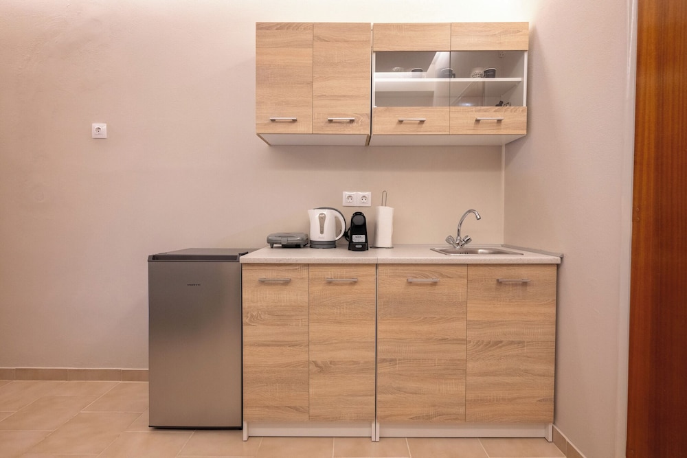 Blue Wave Suites - Ixia
