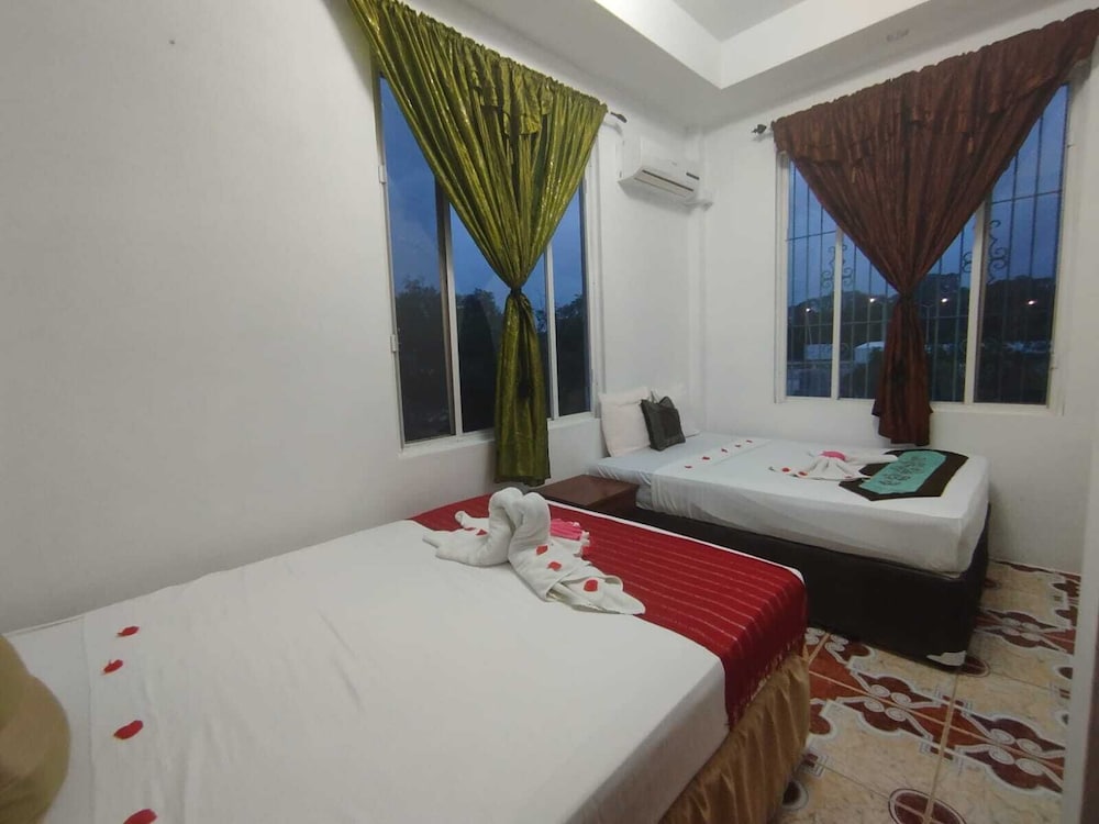 See Belize Sea View Vacation Rentals
