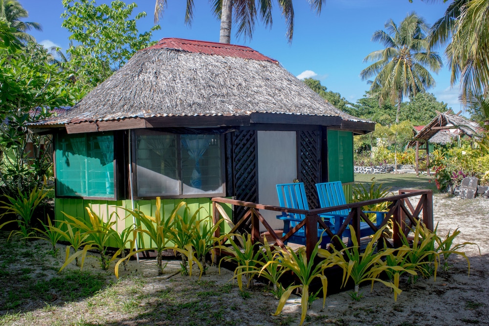Va-i-moana Seaside Lodge