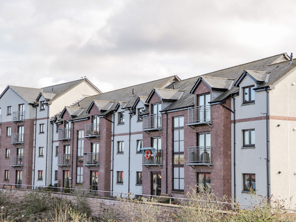 Riverview Apartment