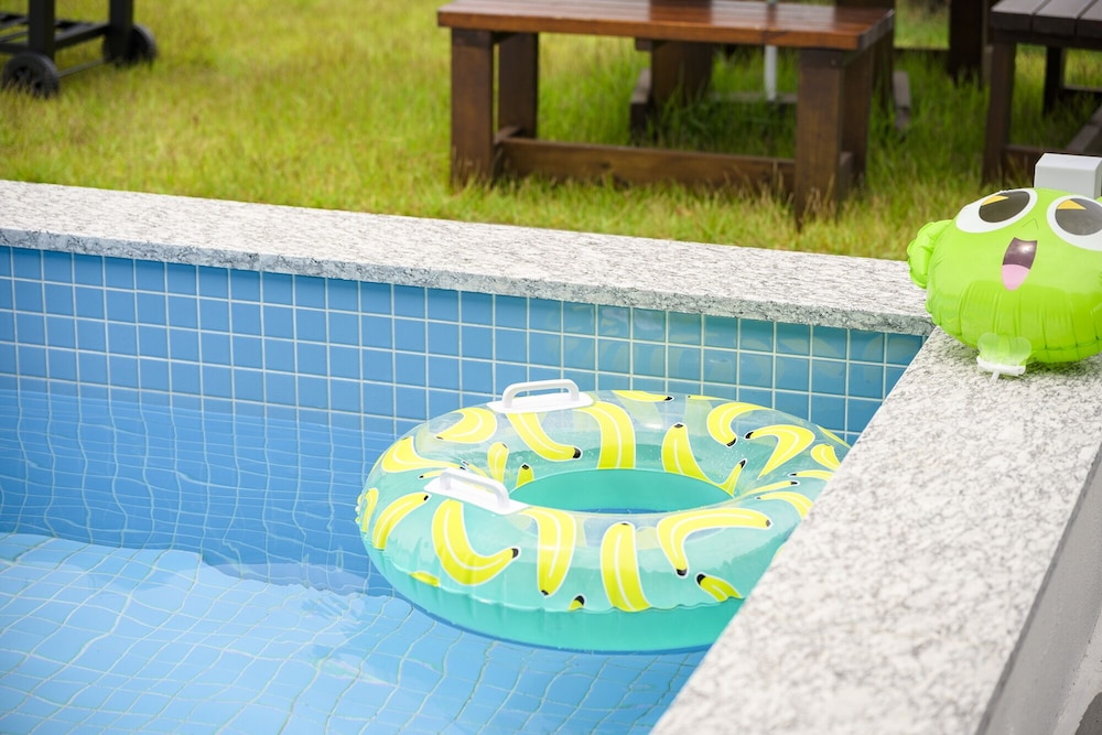 Gimnyeong stonewall Private Pool Villa